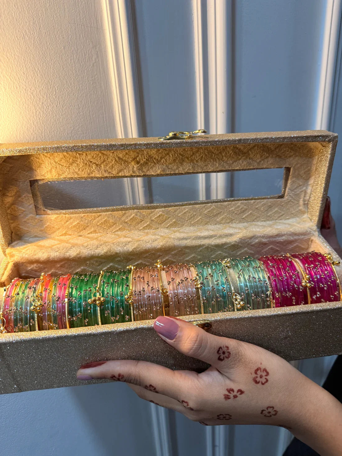 Queen Bangle Box 🌸