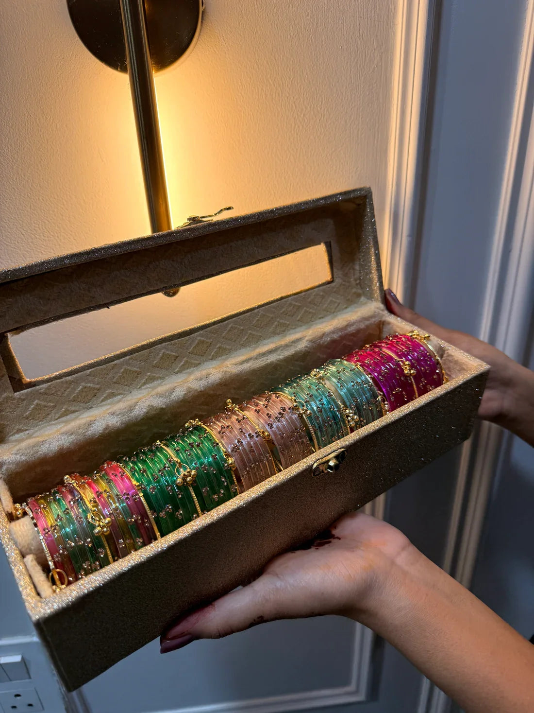 Queen Bangle Box 🌸