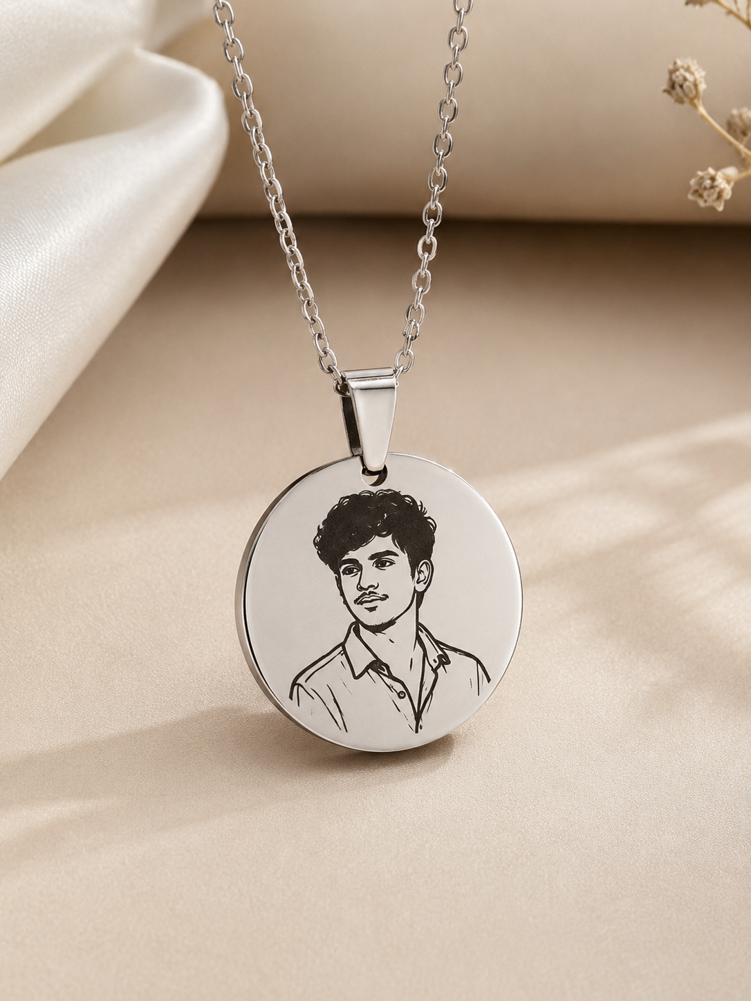Custom Couple Engraved Pendant Necklace with Love Message